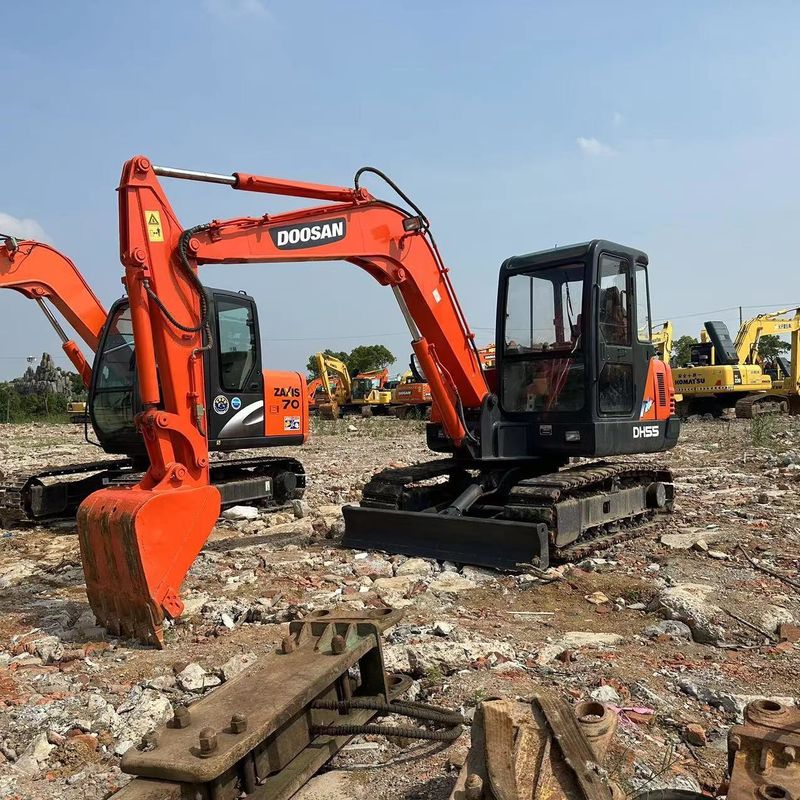 Excavadora mini-crawler de 5,5 toneladas usada