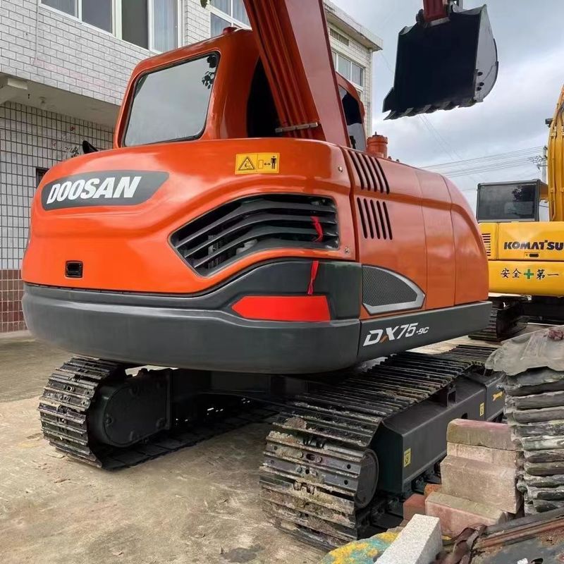 Excavadora mini-crawler do tipo pequeno do tipo Doosan Digger DX75 de segunda mão