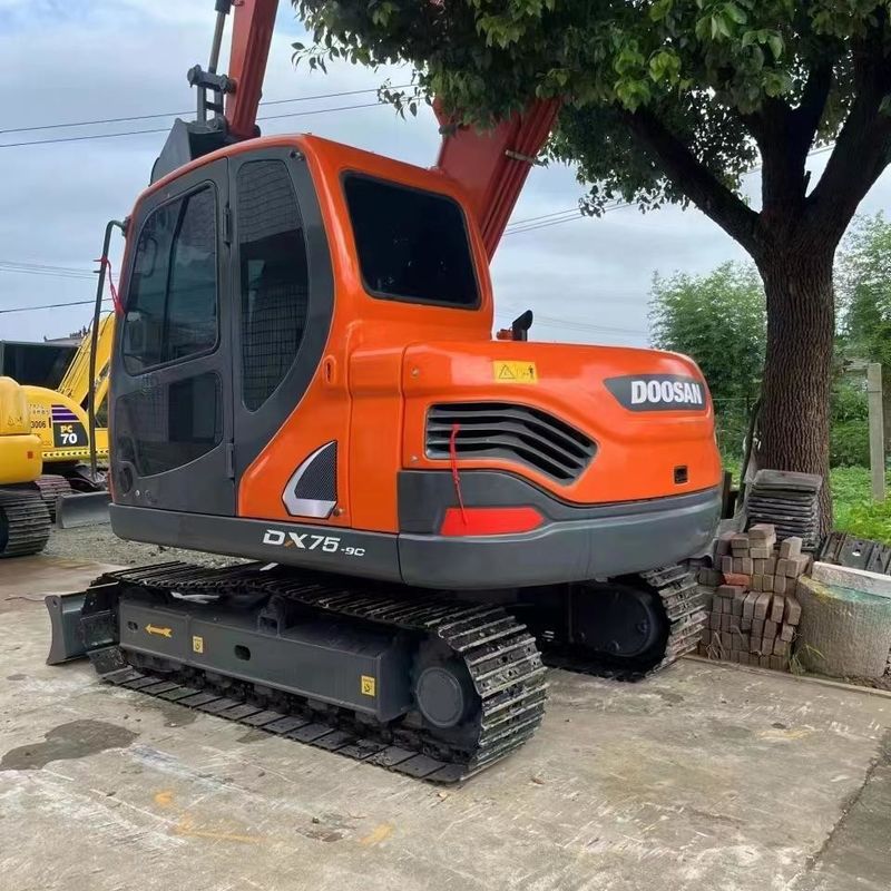 Excavadora mini-crawler do tipo pequeno do tipo Doosan Digger DX75 de segunda mão