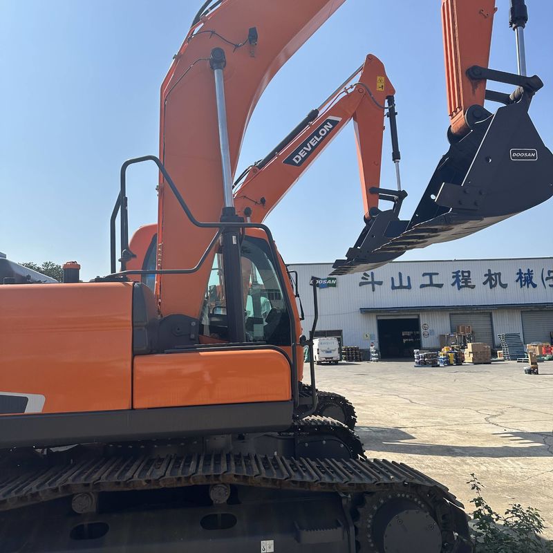 Excavadora Doosan Digger DX215-9ACE de segunda mão de 21,5 t