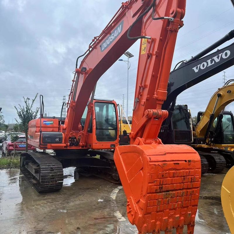 Excavadora Doosan Digger DX225LC de segunda mão de 22,5 toneladas