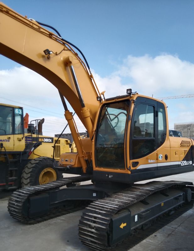 Hyundai Digger R220-9S de segunda mão Excavadora crawler de tipo médio de 22 toneladas