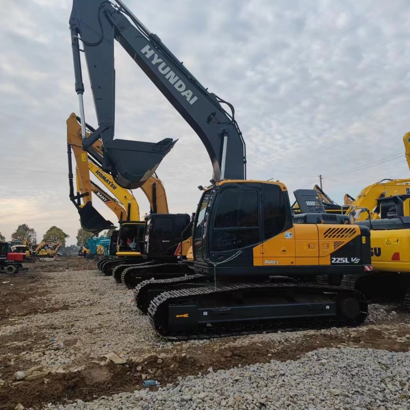 Hyundai Digger R225VS Usado Excavadora de tipo médio de 22,5 toneladas
