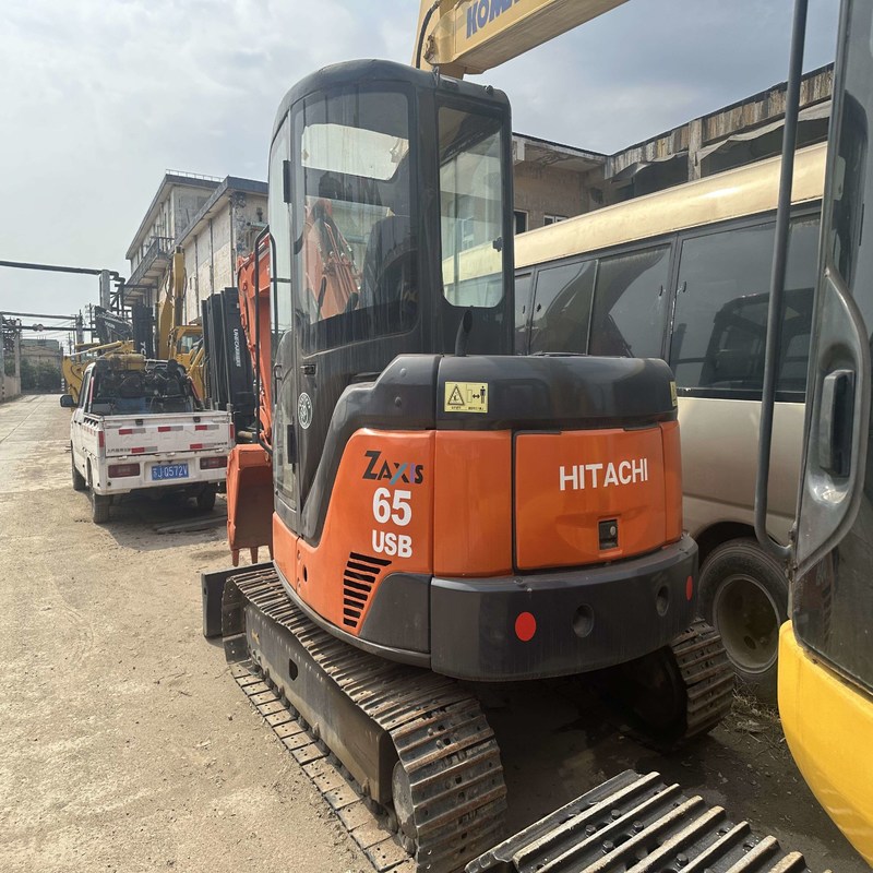 Excavadoras Mini Repossessed Hidráulicas de segunda mão Hitachi ZX65 6.5ton 40.5kw 0.27m3 balde