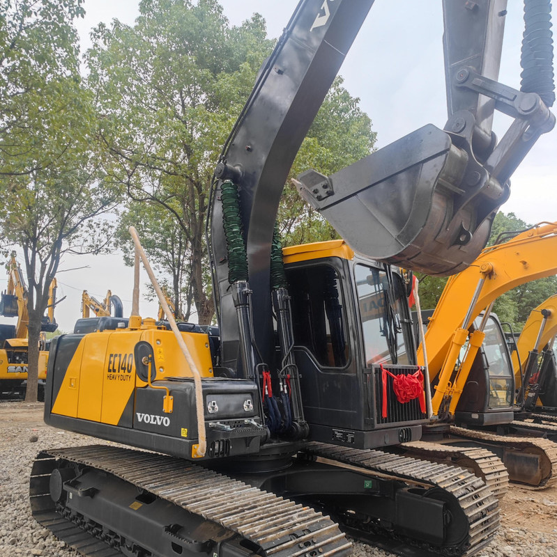 Excavadora Usada VOL EC140 14 Ton Crawler Digger 77.4kw