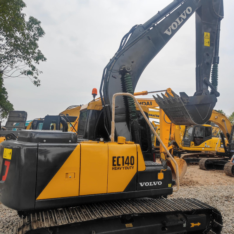 Excavadora Usada VOL EC140 14 Ton Crawler Digger 77.4kw