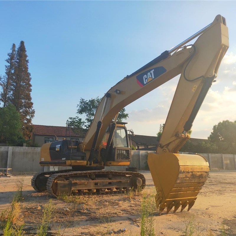 Excavadora usada de 25 toneladas CAT 325D Excavadora de rastreamento 140kw 1,4m3 Capacidade de balde