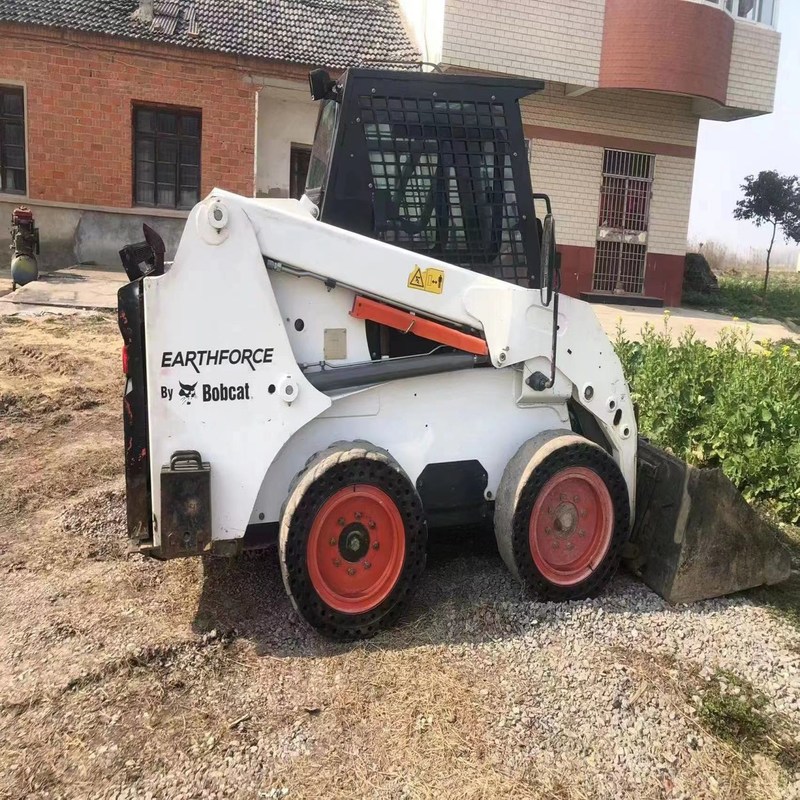 Mini Bob S16 usou o equipamento ajardinando do carregador do boi do patim 36.4KW 10.5km/h