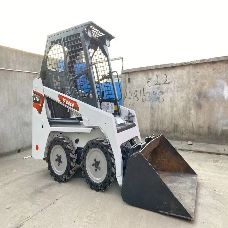 BobS70 Usado Skid Steer Carregador de Equipamento Pesado Mini S70 10,1km/h 17,5KW