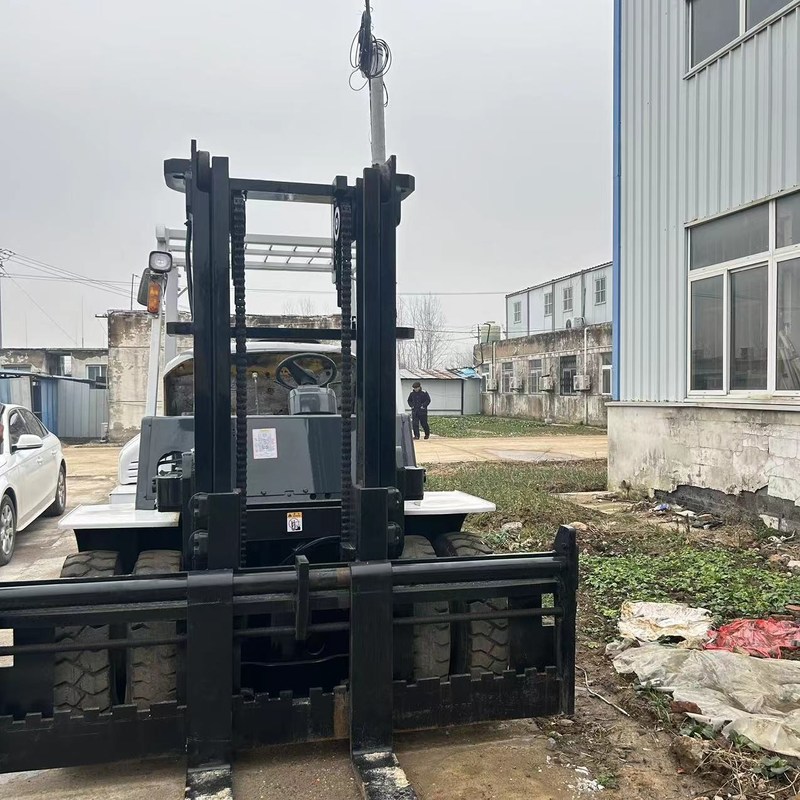 Robusto FD70 TCM 7 Ton Forklift de segunda mão Forklift elétrico Altura de elevação 3m