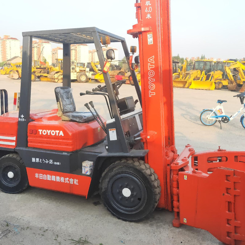 Elevador elétrico Toyota Usado 3 toneladas para fábricas Construção Altura máxima de elevação 4,5 m