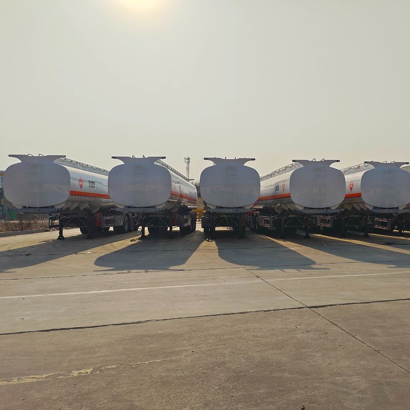 3 eixos Semi-reboque camião-tanque antigo para transporte de combustível petrolífero 10000L