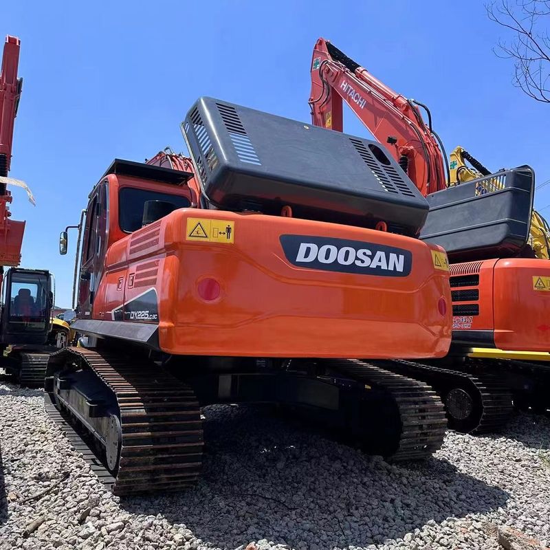 Excavadora Doosan Digger DX225 de segunda mão de 22,5 toneladas