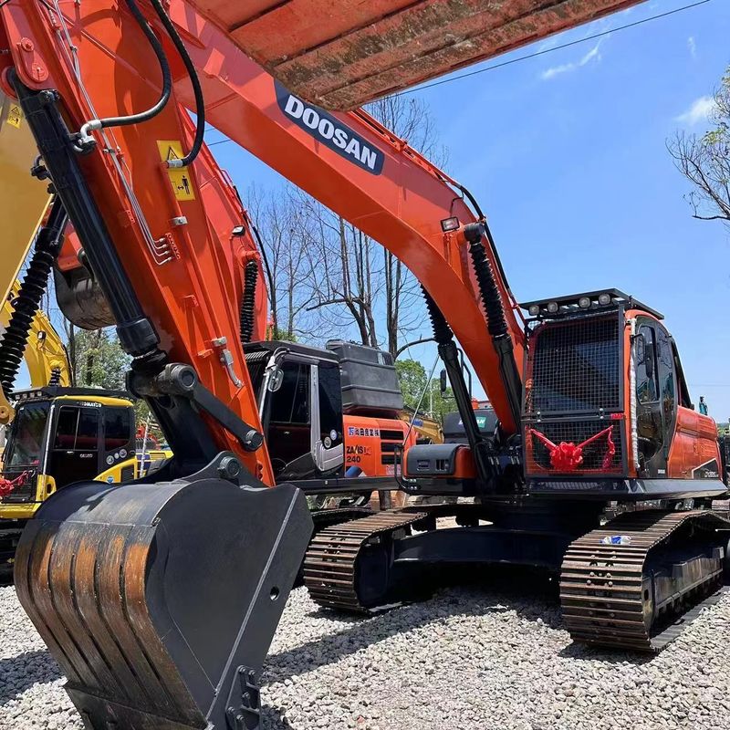 Excavadora Doosan Digger DX225 de segunda mão de 22,5 toneladas