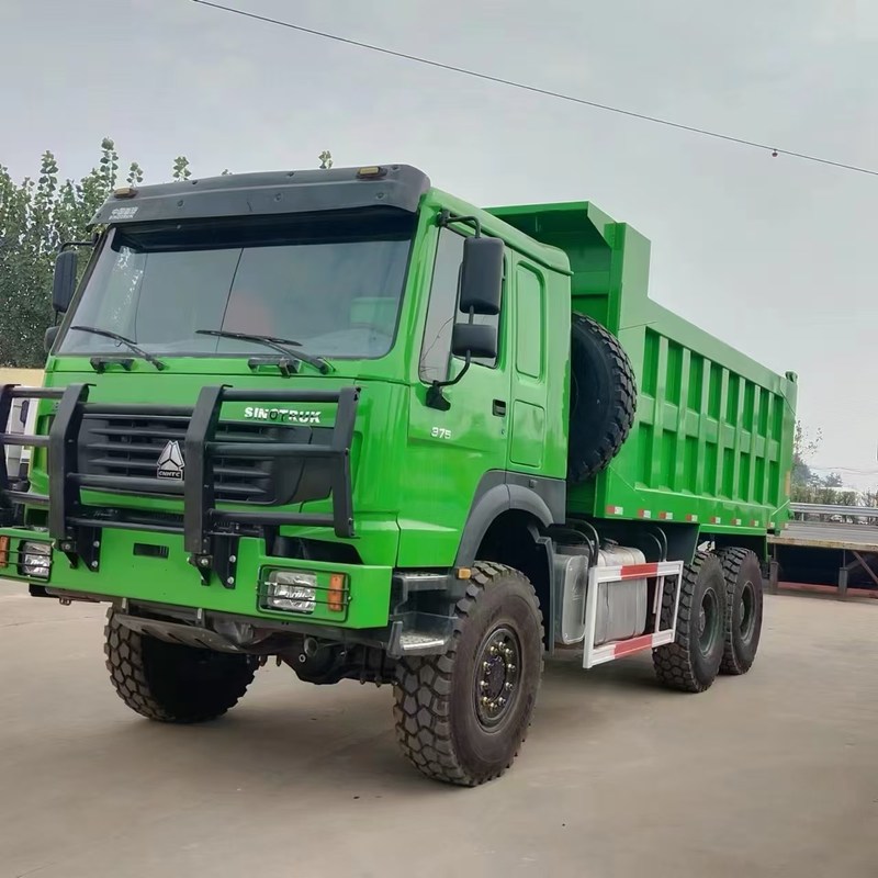 Caminhão usado Howo 371hp Sinotruk Howo 6x6 Tipper 6 Wheeler manual diesel