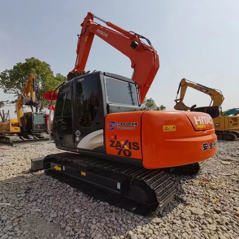 Mini Excavator usado Hitachi ZX70 de segunda mão 7t original Crawler Tracked Digger 39kw