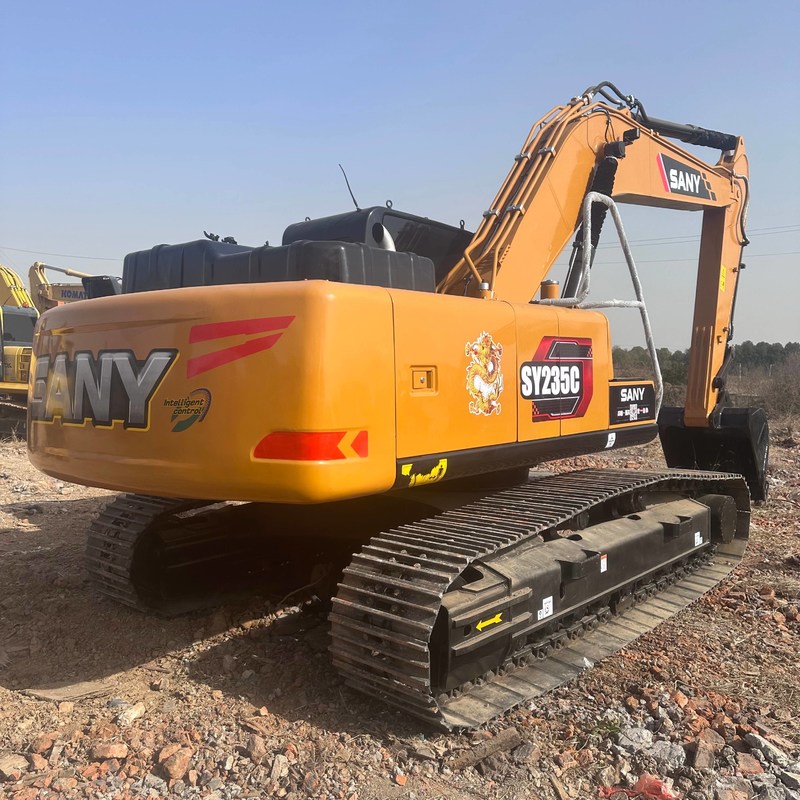 Usado SANY Digger SY235C de segunda mão 23.5 em escavadeira de tipo médio 128.5kw