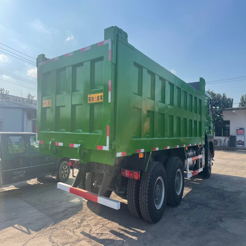 Caminhão de descarga usado Howo G7 Sinotruk Howo 6x4 Tipper 10 Wheeler diesel manual