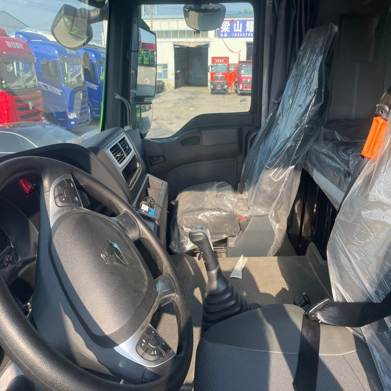 Caminhão de descarga usado Howo G7 Sinotruk Howo 6x4 Tipper 10 Wheeler diesel manual